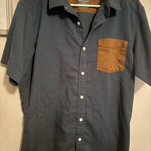 Mountain Hardwear Black and Brown Casual Button Down Shirt